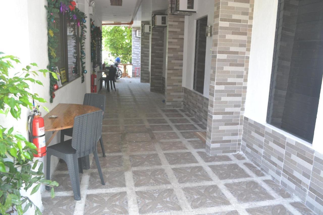 Yoo Darius' Residences Moalboal Exteriér fotografie